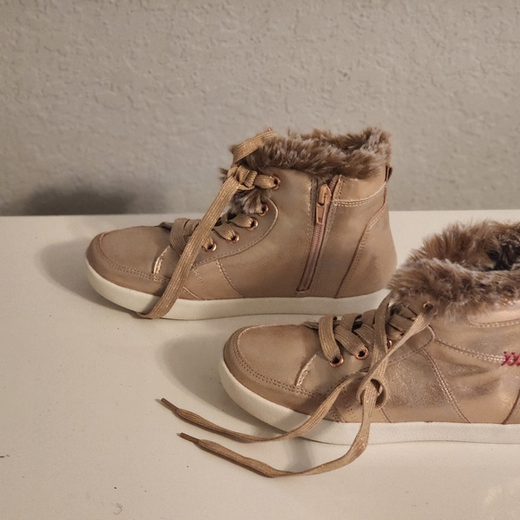 Justice brand size 4 - Picture 3 of 6